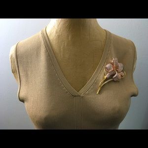 LaVintage Antique Custom White Zirconia Flower Two Tone Brooch Pin